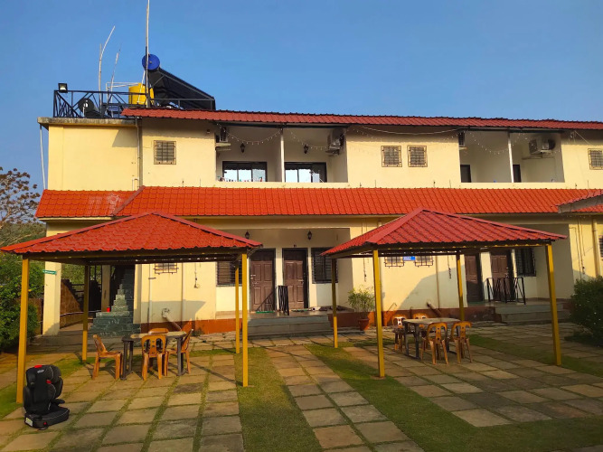 Whistling Waves Beach Resort — фото 5