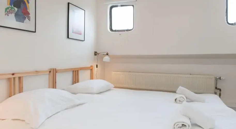 Authentic Houseboat — фото 2