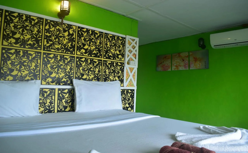 Phi Phi Beach Front Resort — фото 4