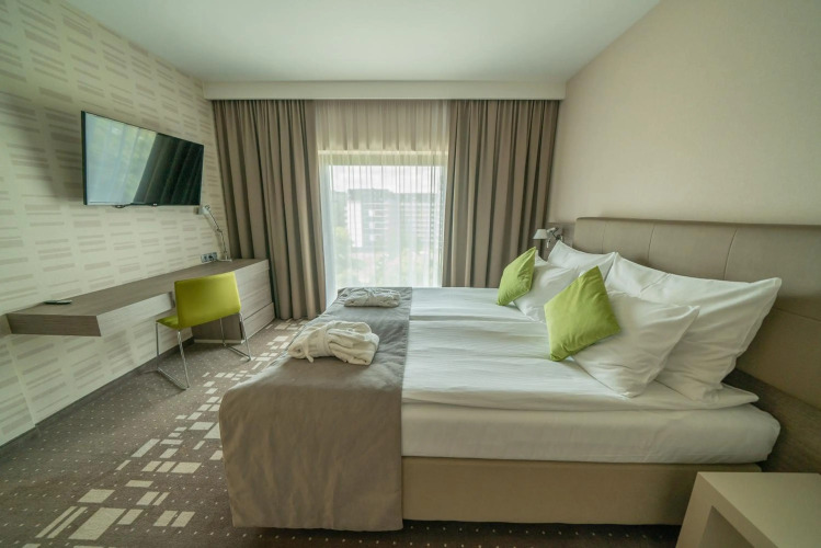 Q Hotel Plus Wroclaw — фото 3
