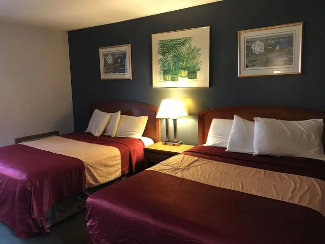 Timber Inn — фото 4