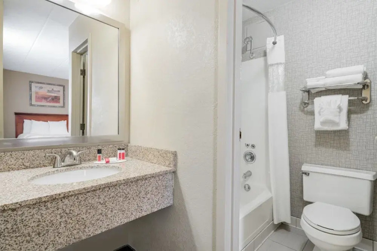 Days Inn Minneapolis
