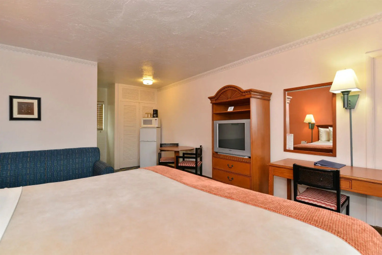 Budget inn — фото 2
