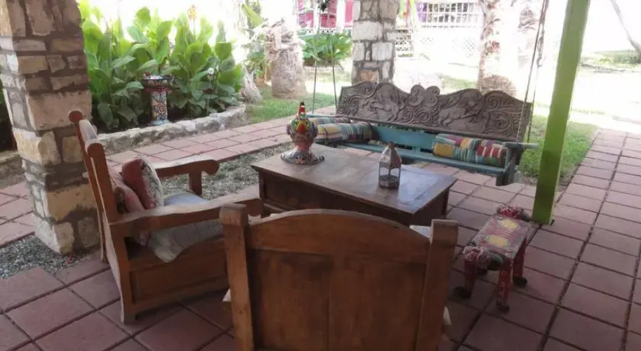 Lost Parrot Cabins — фото 4