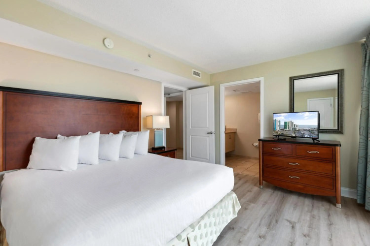 Sandy Beach Oceanfront Resort — фото 4