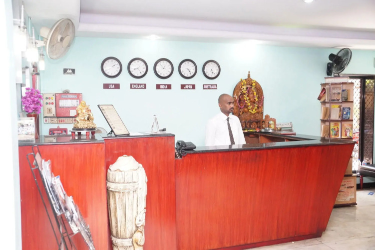 Hotel Raaj Bhaavan — фото 2