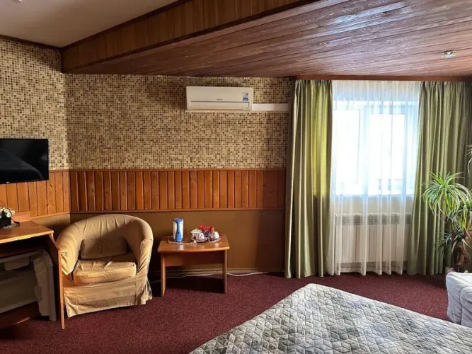 Фотография номера гостиницы Центр 300