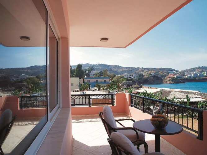 Niriides Beach Hotel — фото 2