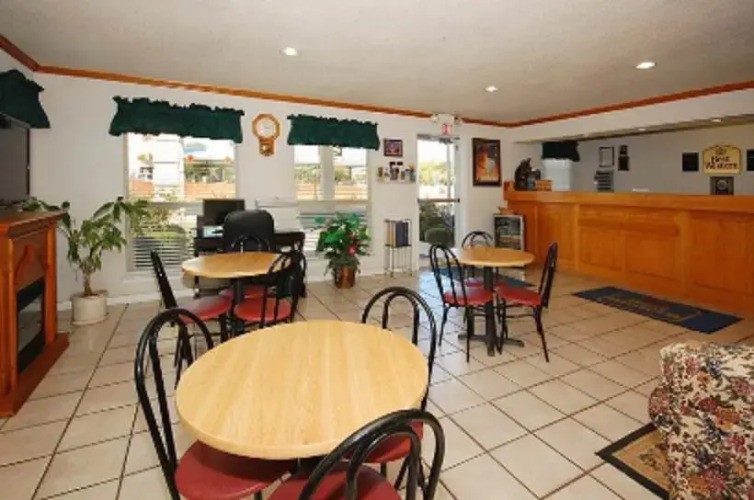 Best Western Smithfield Inn — фото 2
