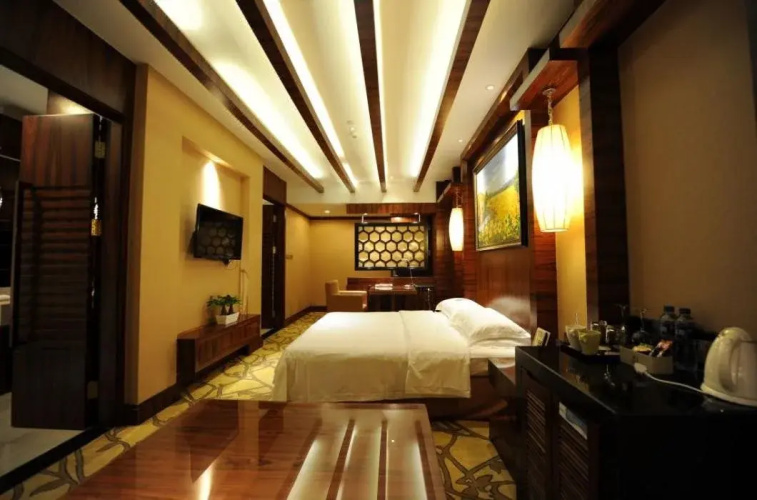 Header Hot Spring Hotel — фото 2
