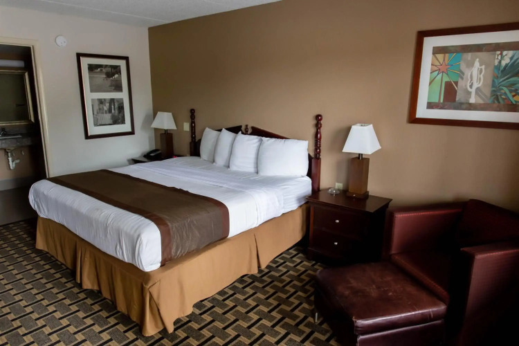 Regency Inn — фото 4