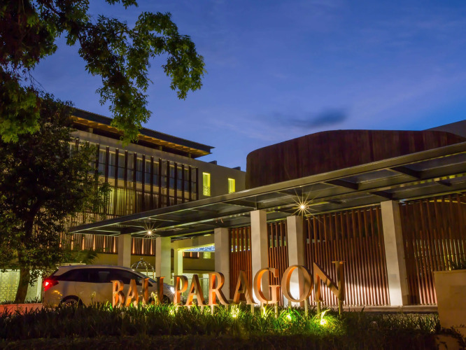 Курорт Bali Paragon Resort Hotel
