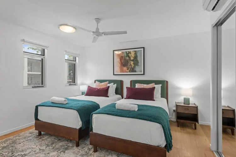 2-bed Getaway With Shared Pool & BBQ Access — фото 2