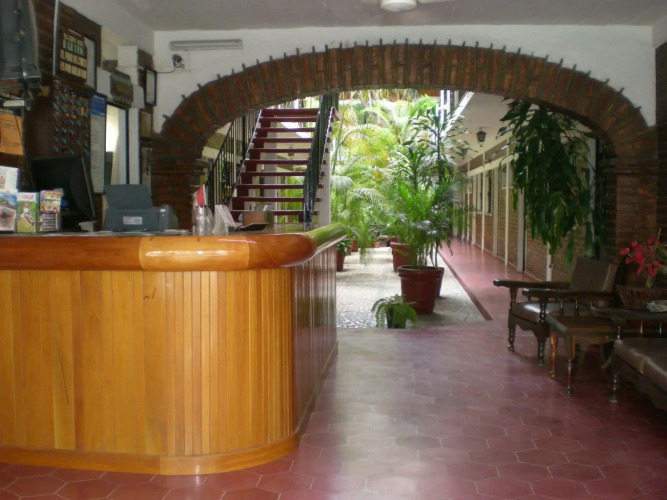 Hotel Azteca — фото 2