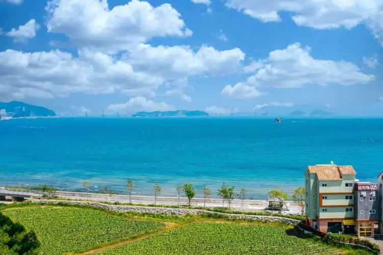 Geoje beach house