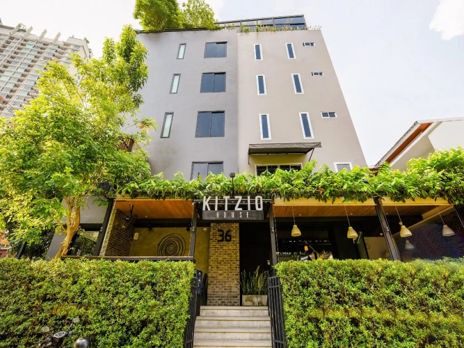 Kitzio House Hotel