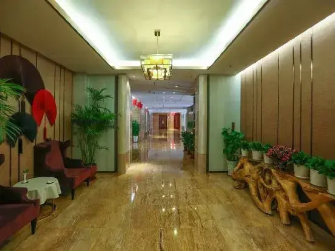 Phoenix Mountain Hotel — фото 4