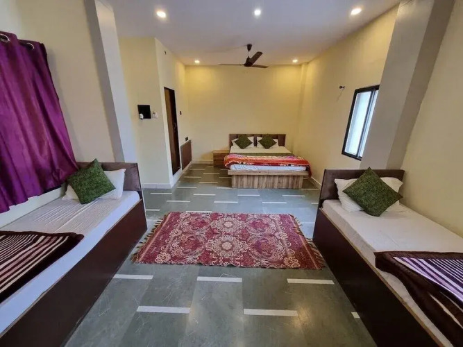 Hotel Shree Shivtam