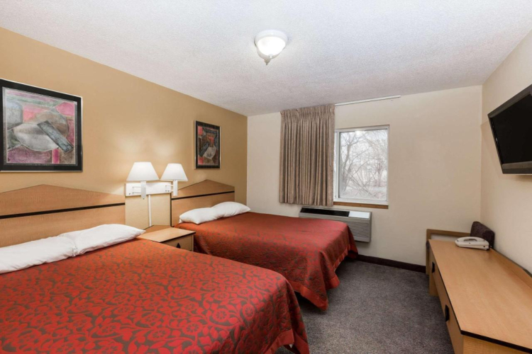 Sunset Inn & Suites — фото 4
