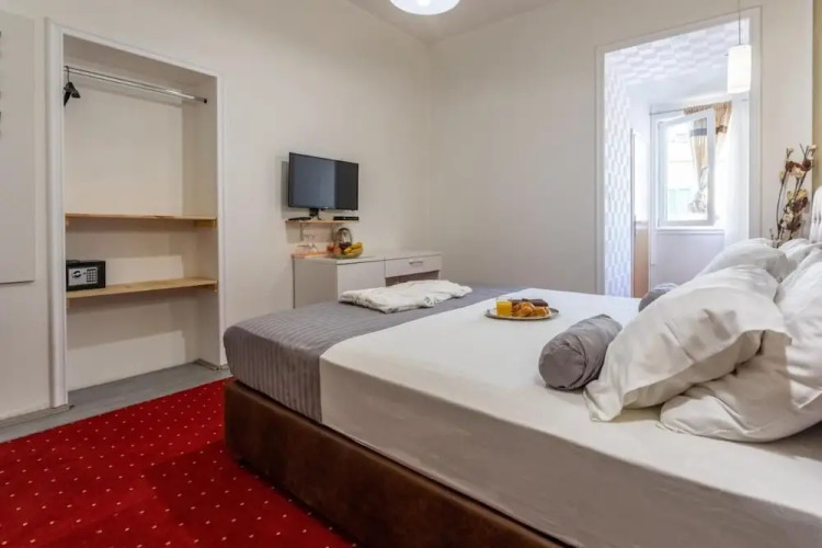 Spacious Deluxe Room - Hotel Rose — фото 3