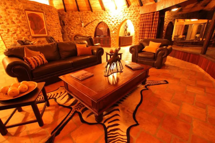 Mount Etjo Safari Lodge — фото 2
