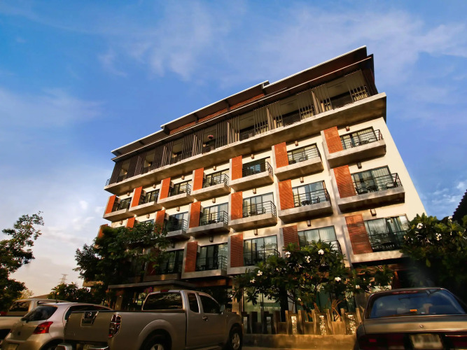 B2 Khamtieng
