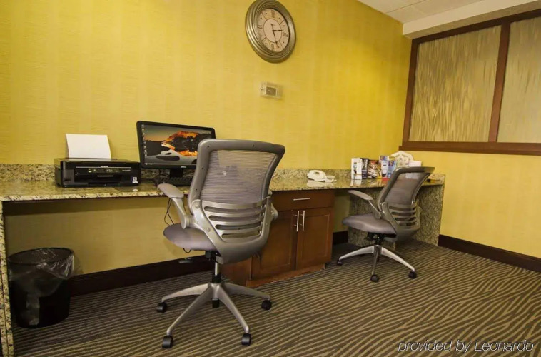 Hampton Inn Edmond — фото 5
