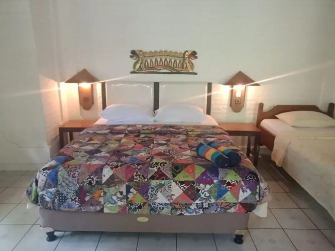 Rini Hotel