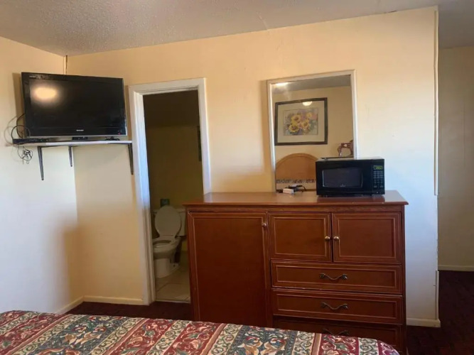 Budget Inn — фото 3