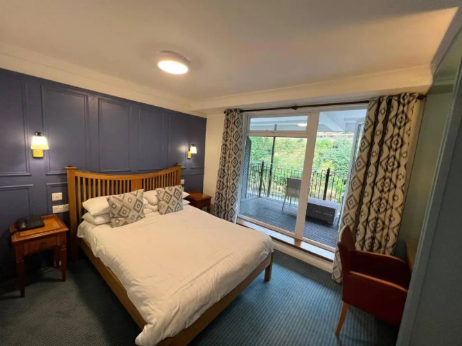 Chainbridge Hotel — фото 2