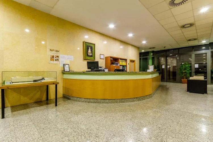 Apartamentos Turísticos Covadonga — фото 2