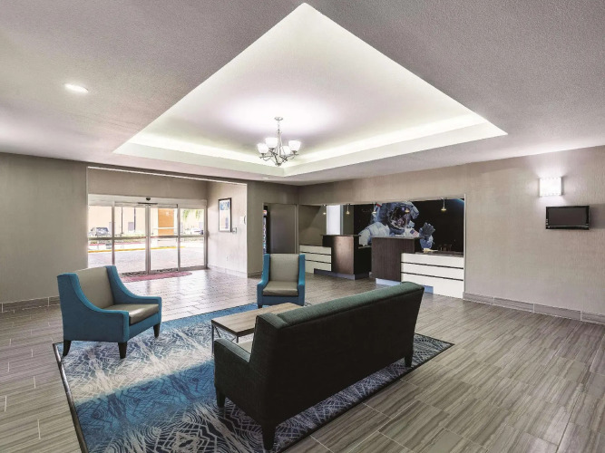 Platinum Inn & Suites Webster — фото 2