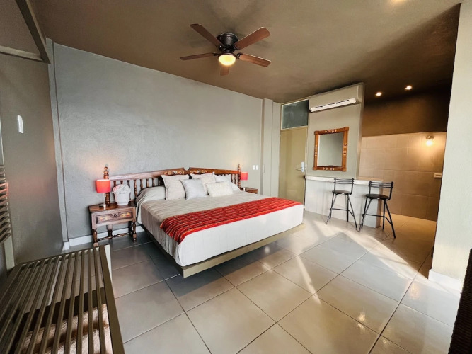Marthas Suites & Hotel — фото 2