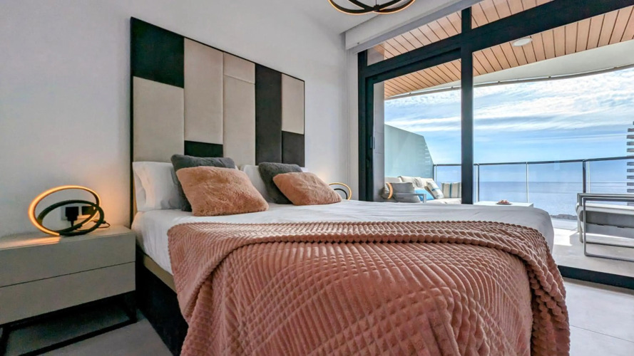 SUNSET WAVES luxury apartment — фото 5