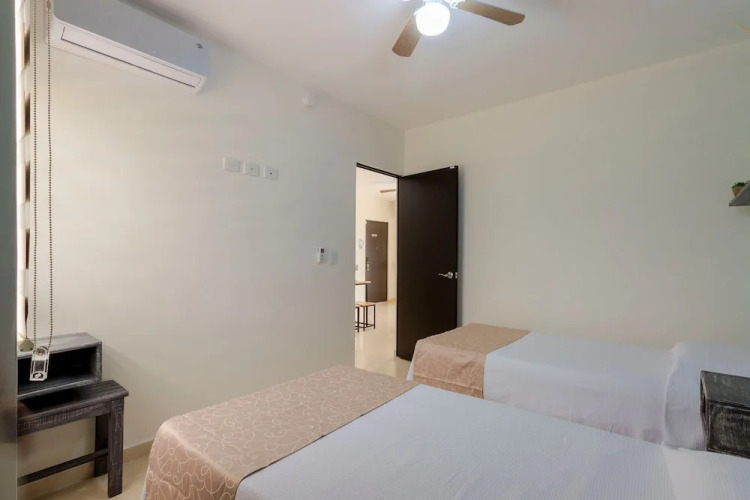 Breezy & Bright Full Apartment — фото 5