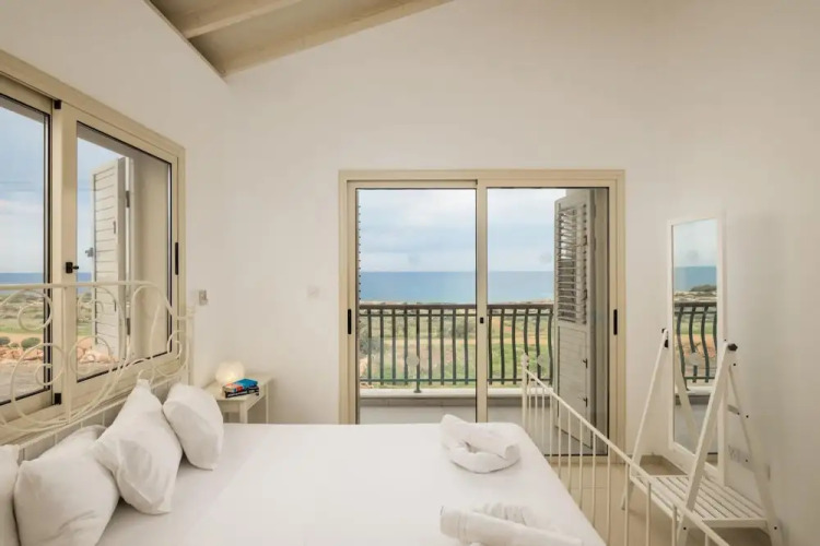 Protaras Artisan Seafront Villa 1 — фото 2