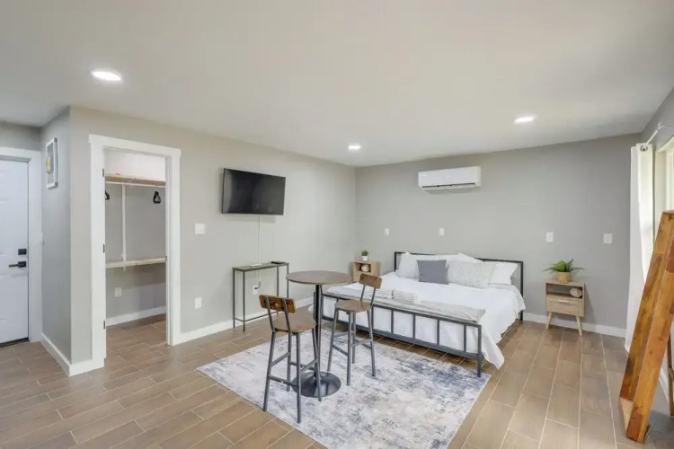 Pet-friendly Temple Guest Suite! — фото 5