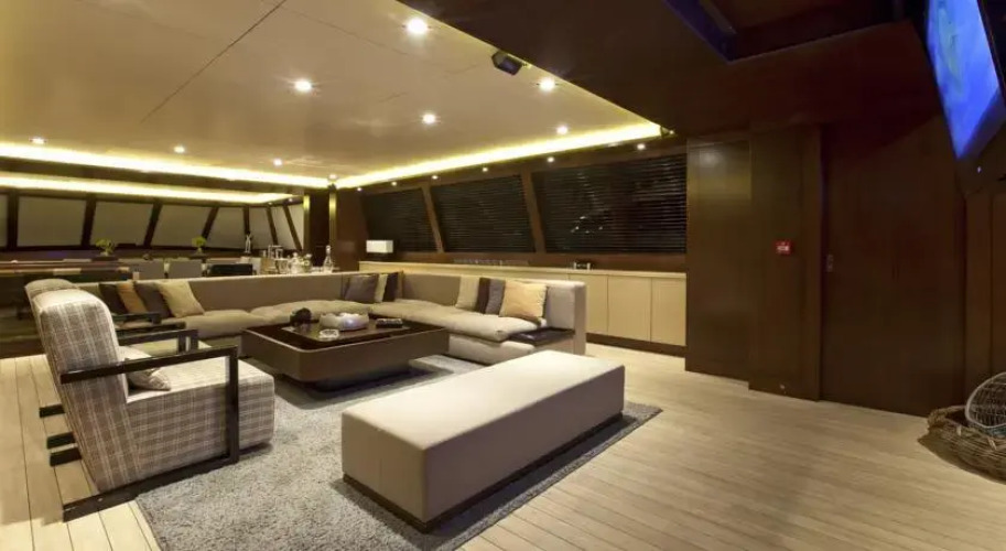 Mega Yacht Infinity — фото 5