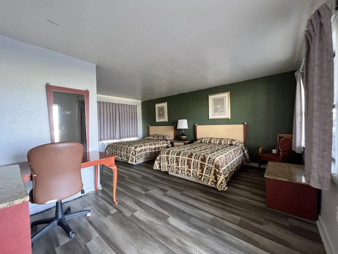 Oak Tree Inn — фото 2