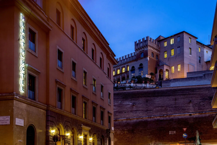 Hearth Hotel