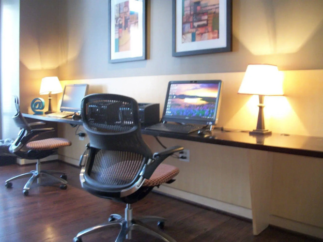 Executive Suites Plus — фото 4