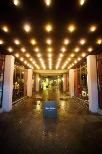 Baan Tuk Din Hotel