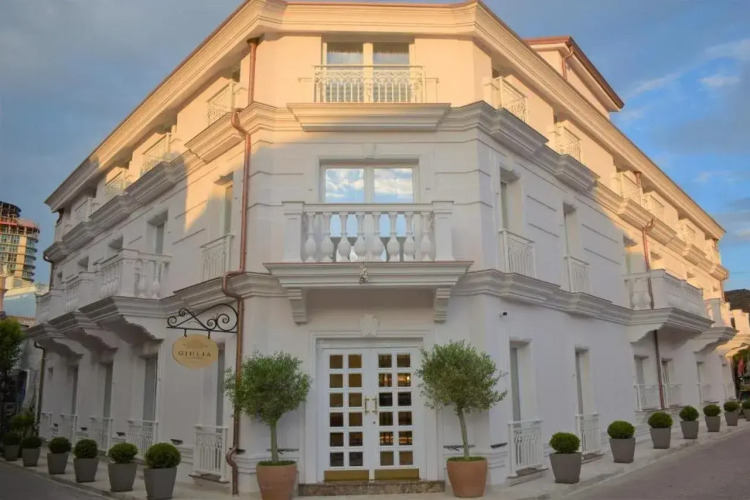 Moenia Boutique Hotel