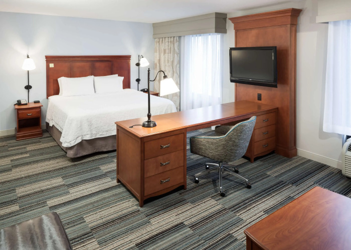 Hampton Inn & Suites Cedar Rapids - North — фото 4