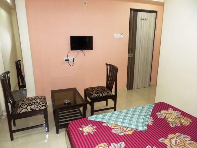 Riya Raj Hotel — фото 4
