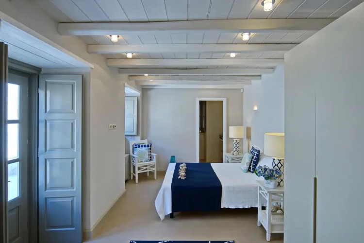 Hydra Moon Villa — фото 2