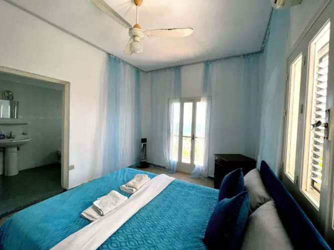 Sea View Spacious Private Villa in Lapta — фото 4