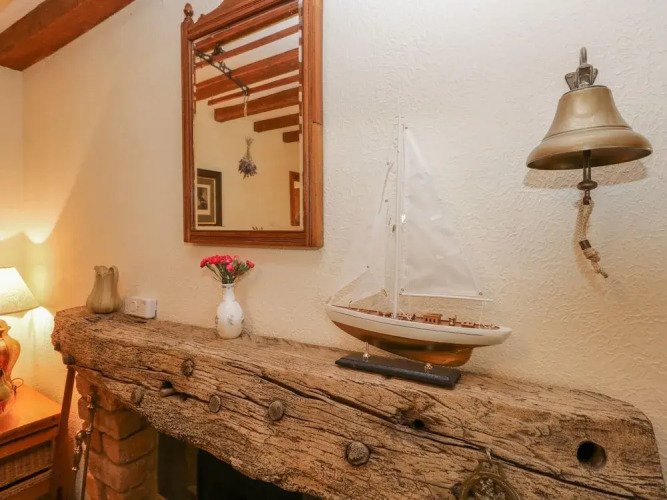 Shipwreck Cottage — фото 4