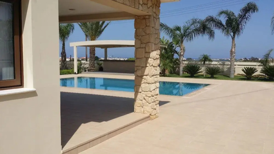 Noufaro Luxury Villa — фото 3