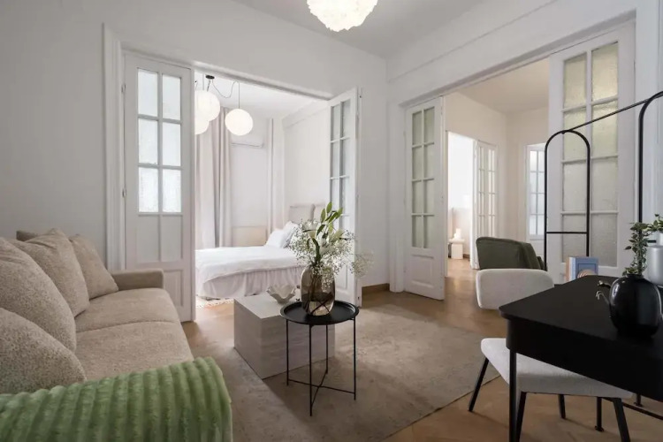 Stunning 3BR Apartment in Bucharest — фото 3